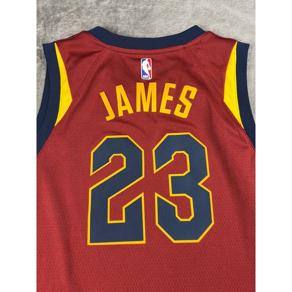 LeBron James Cleveland Cavaliers Nike Icon Edition Swingman‎ Jersey Youth L NBA